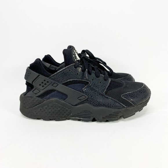 Nike Other - NIKE Men's Air Huarache Black/Black Sneakers